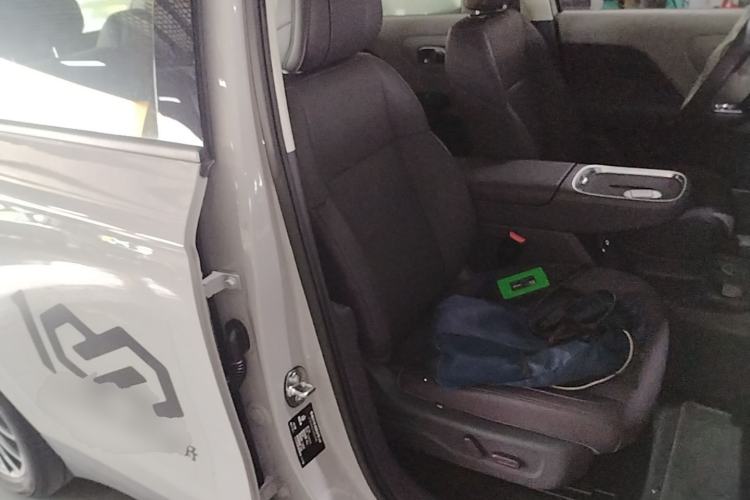 Used Leapmotor B10 2025 510 Joyful Edition Right Front Seat