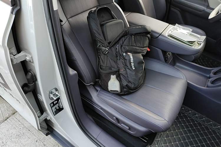 Used Leapmotor B10 2025 510 Joyful Edition Right Front Seat