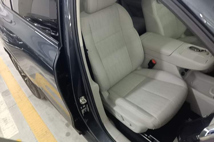 Used Leapmotor B10 2025 600 Joyful Edition Right Front Seat
