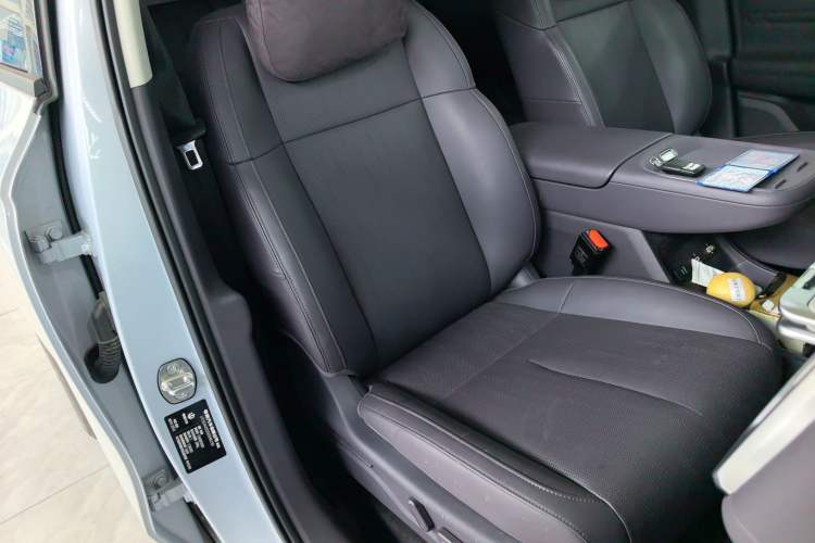 Used Leapmotor B10 2025 510 Joyful Edition Right Front Seat