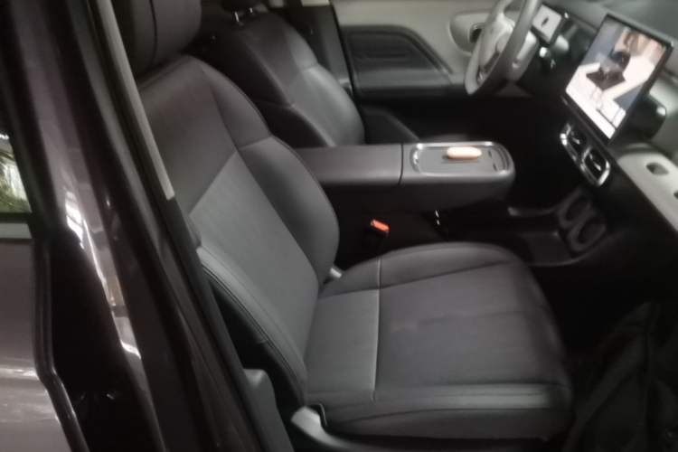 Used Leapmotor B10 2025 510 LiDAR Version Right Front Seat