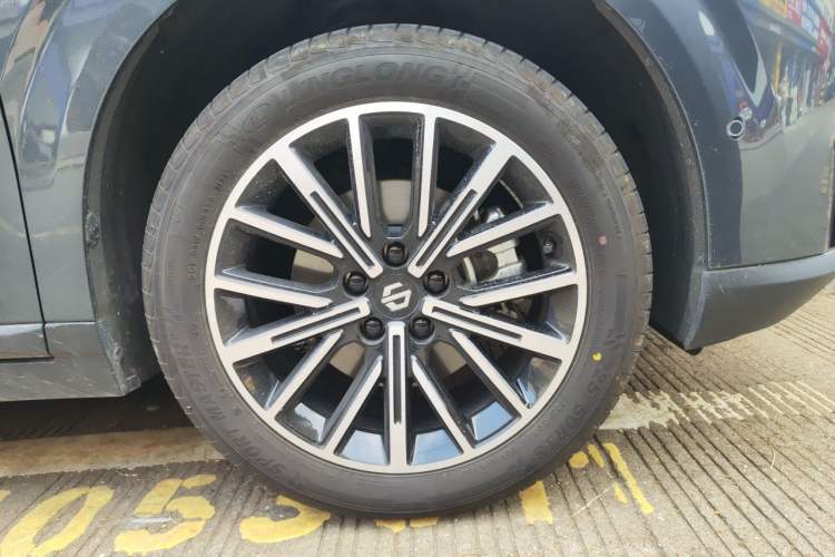 Used Leapmotor B10 2025 510 Joyful Edition Right Front Wheel Hub