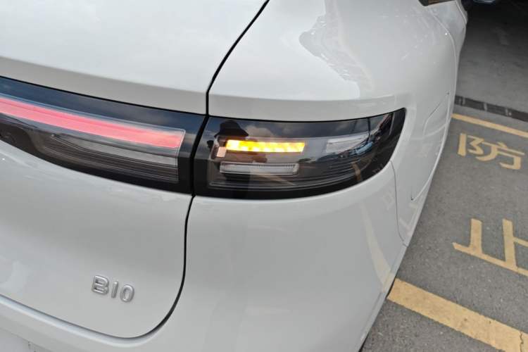 Used Leapmotor B10 2025 510 Joyful Edition Right Rear Taillight