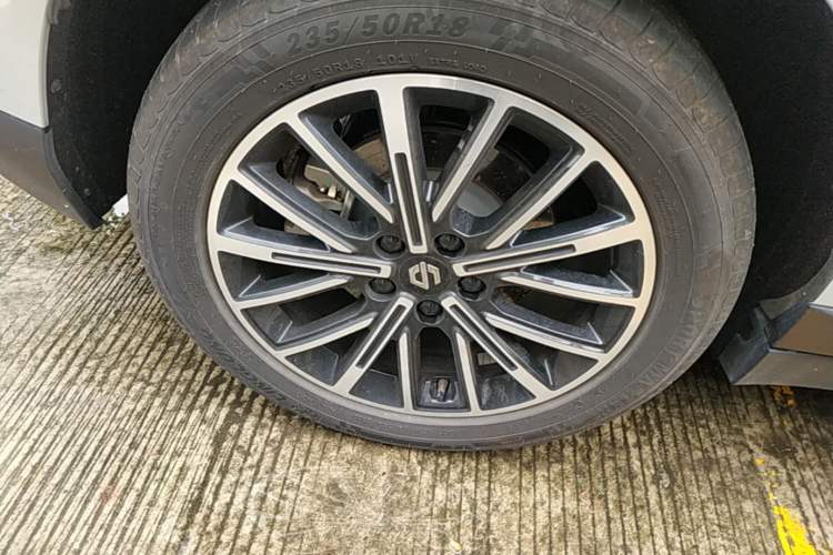 Used Leapmotor B10 2025 600 LiDAR Version Right Rear Wheel Hub