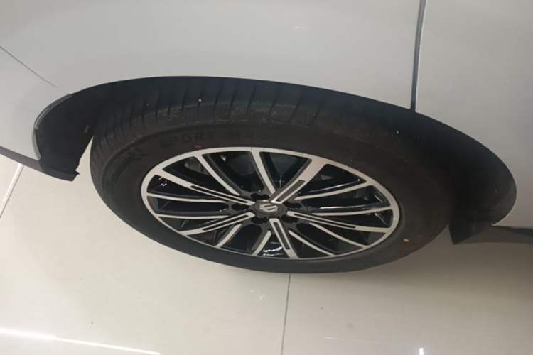 Used Leapmotor B10 2025 510 Joyful Edition Right Rear Wheel Hub