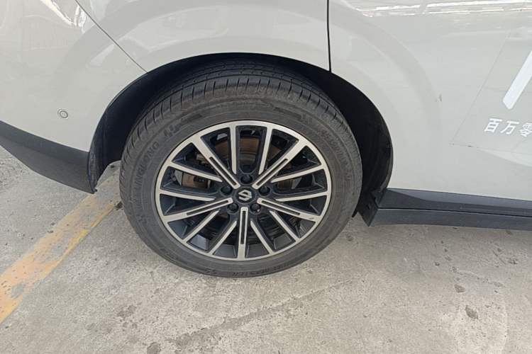 Used Leapmotor B10 2025 510 Joyful Edition Right Rear Wheel Hub
