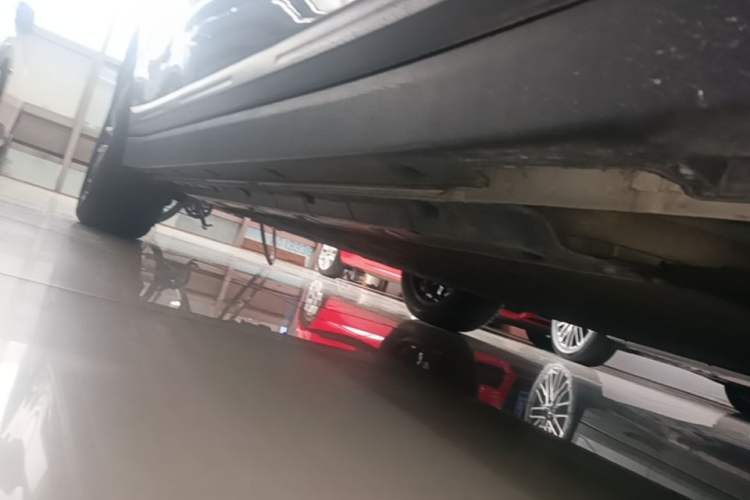 Used Leapmotor B10 2025 510 Joyful Edition Right Side Sill
