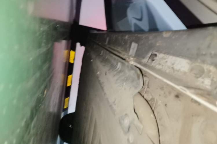 Used Leapmotor B10 2025 510 Joyful Edition Right Side Sill
