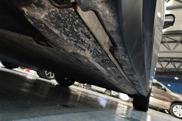 Used Leapmotor B10 2025 510 Joyful Edition Right Side Sill