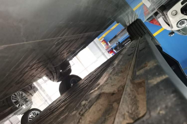 Used Leapmotor B10 2025 510 Comfort Edition Right Side Sill