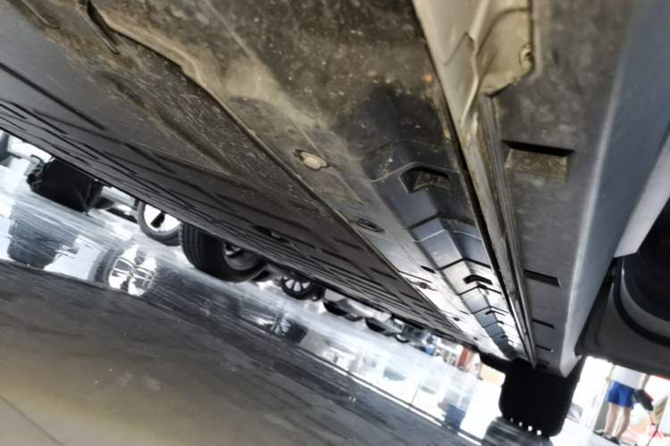 Used Leapmotor B10 2025 510 Joyful Edition Right Side Sill