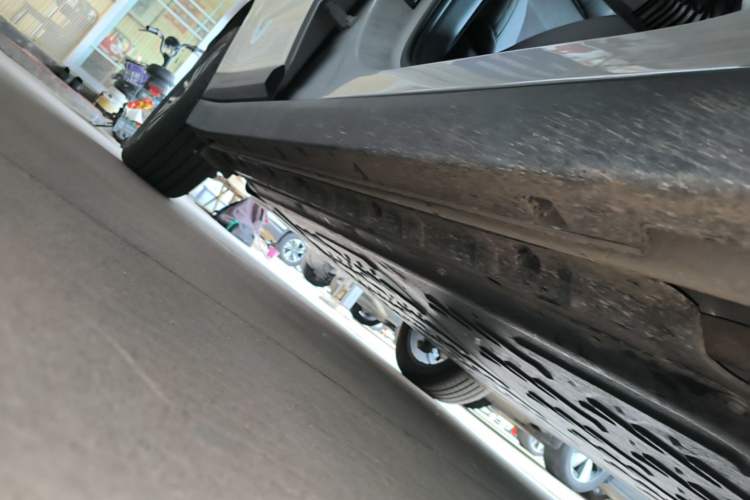 Used Leapmotor B10 2025 510 Joyful Edition Right Side Sill