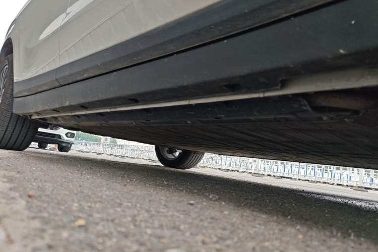 Used Leapmotor B10 2025 510 Joyful Edition Right Side Sill