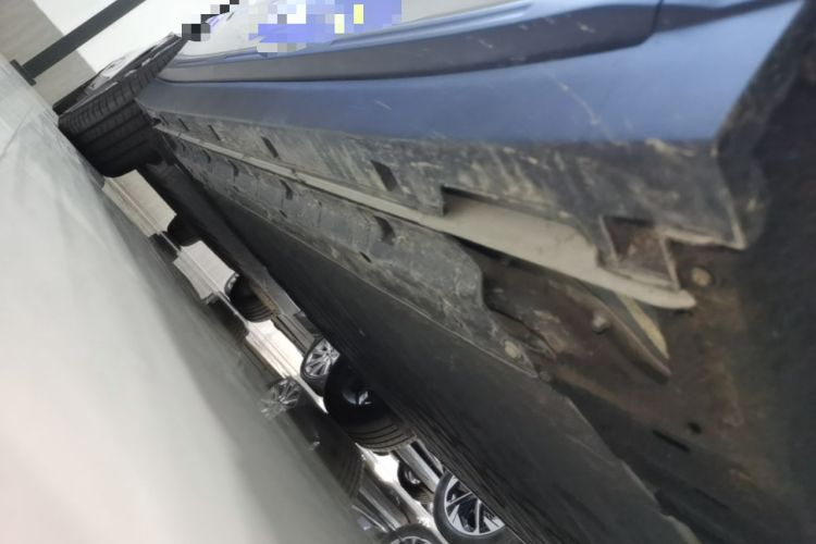 Used Leapmotor B10 2025 510 Joyful Edition Right Side Sill