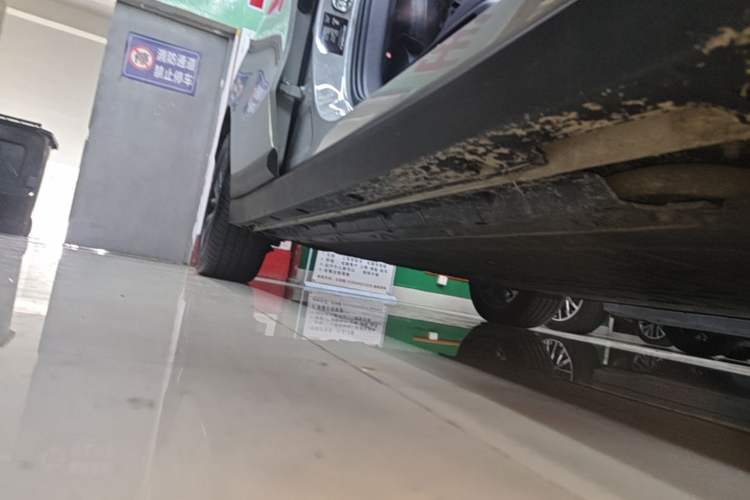 Used Leapmotor B10 2025 510 Joyful Edition Right Side Sill