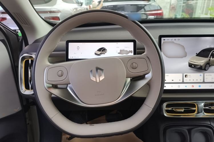 Used Leapmotor B10 2025 510 Joyful Edition Steering Wheel