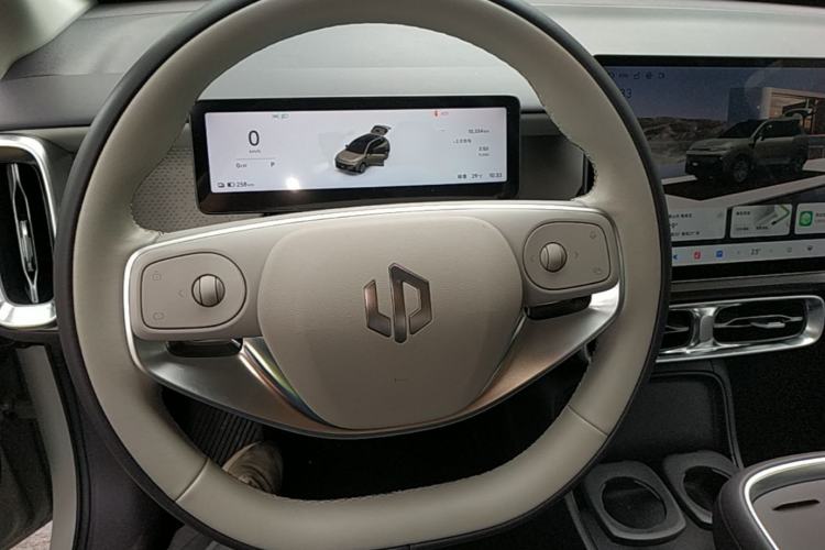 Used Leapmotor B10 2025 600 LiDAR Version Steering Wheel