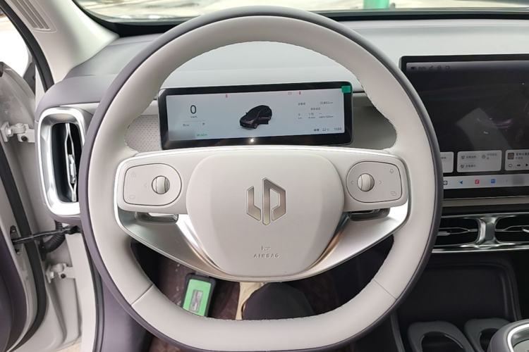 Used Leapmotor B10 2025 510 Joyful Edition Steering Wheel