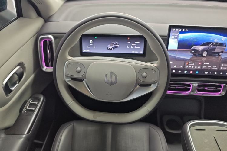 Used Leapmotor B10 2025 510 Joyful Edition Steering Wheel