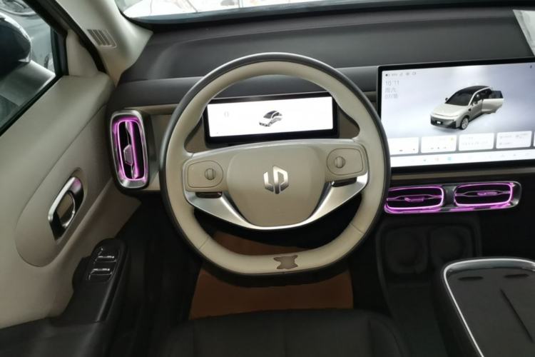 Used Leapmotor B10 2025 510 Joyful Edition Steering Wheel