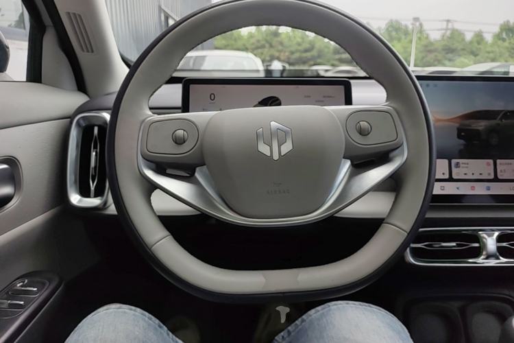 Used Leapmotor B10 2025 510 Joyful Edition Steering Wheel