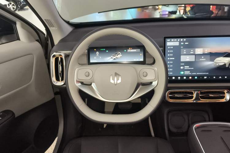Used Leapmotor B10 2025 510 Joyful Edition Steering Wheel