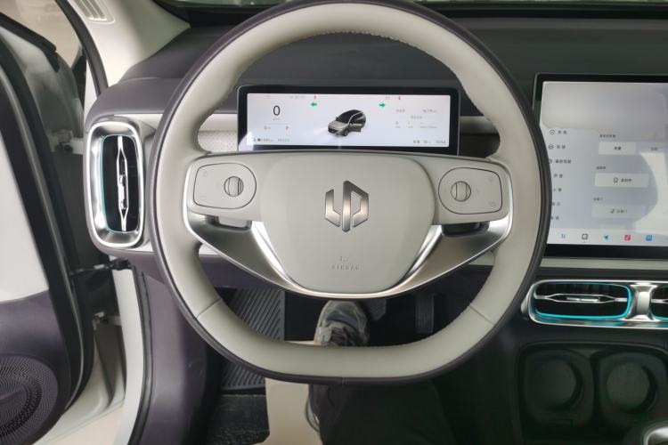 Used Leapmotor B10 2025 510 Joyful Edition Steering Wheel