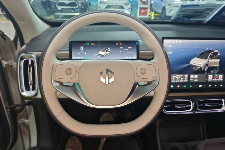 Used Leapmotor B10 2025 510 LiDAR Version Steering Wheel