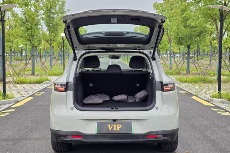 Used Leapmotor B10 2025 510 Joyful Edition Trunk