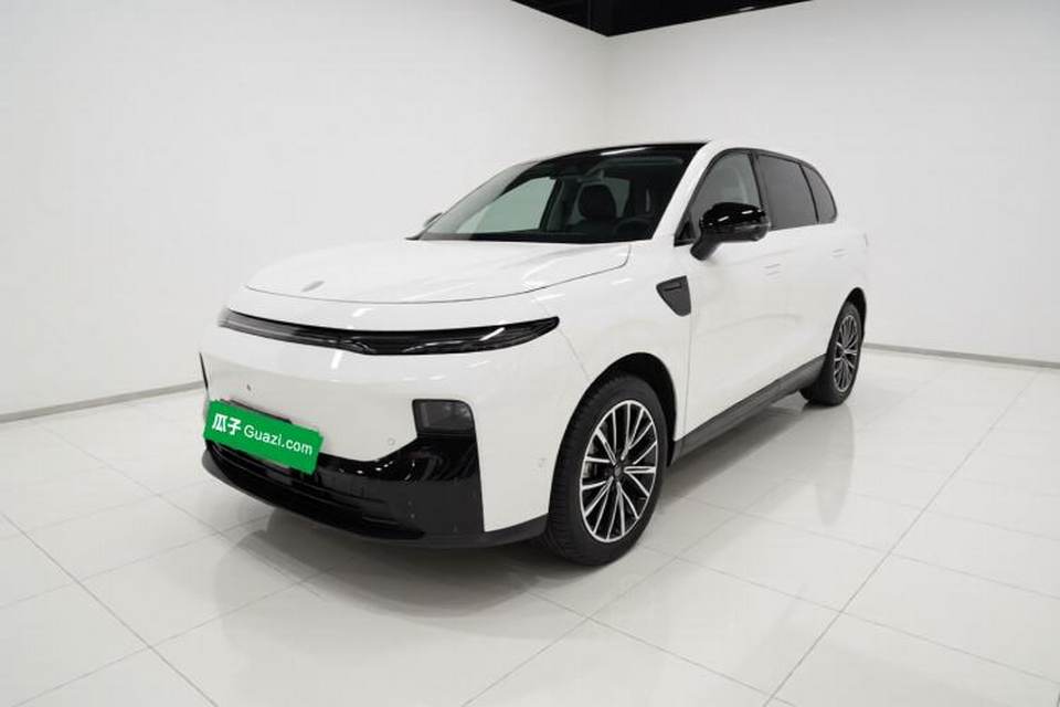 Leapmotor B10 2025
