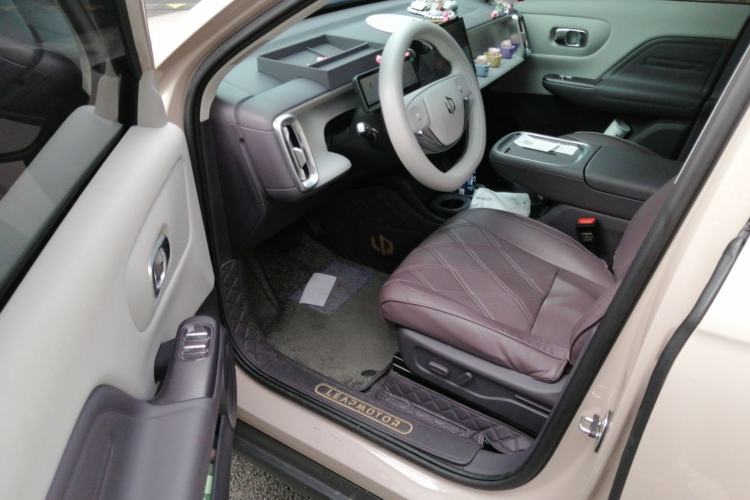 Used Leapmotor B10 2025 510 LiDAR Version Driver Seat