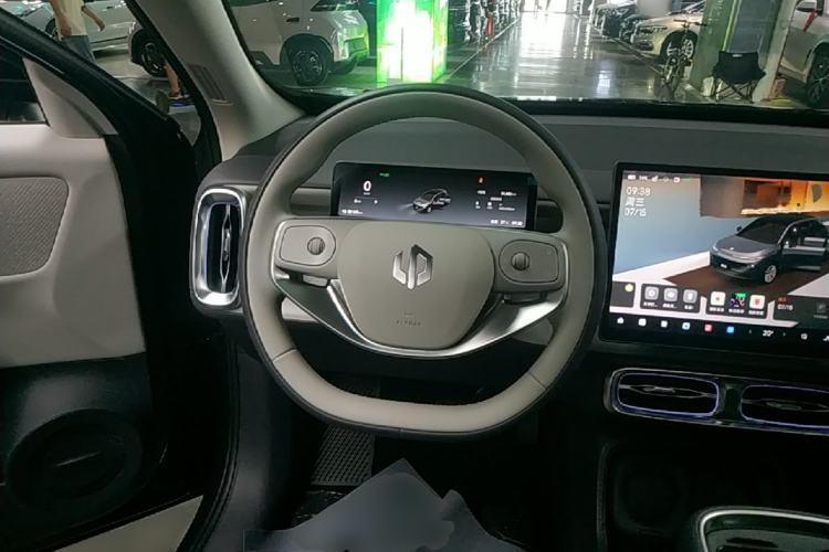 Used Leapmotor B10 2025 510 Joyful Edition Steering Wheel