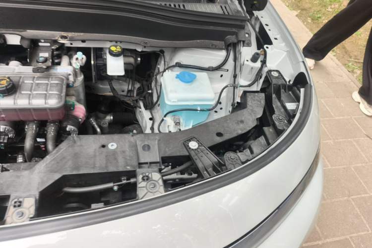 Used Leapmotor B10 2025 510 Joyful Edition Engine Bay Left