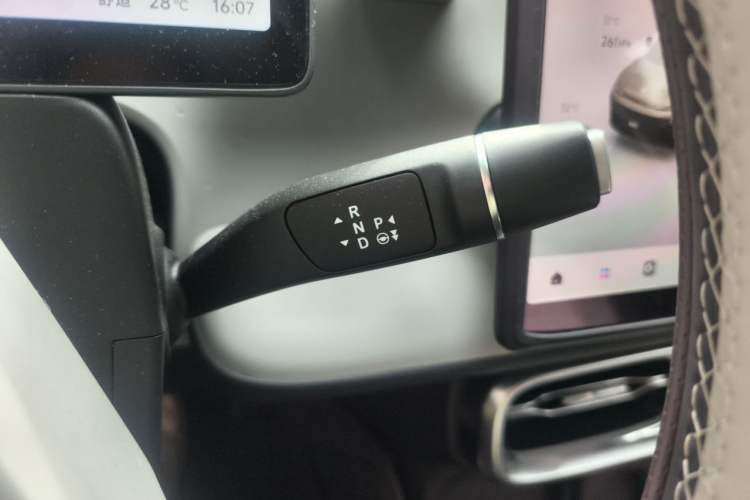 Used Leapmotor B10 2025 510 Joyful Edition Gear Lever