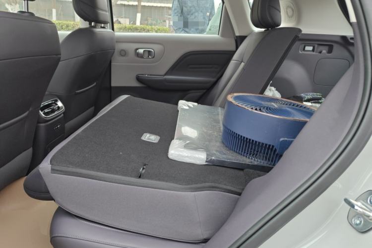 Used Leapmotor B10 2025 510 Joyful Edition Left Rear Seat