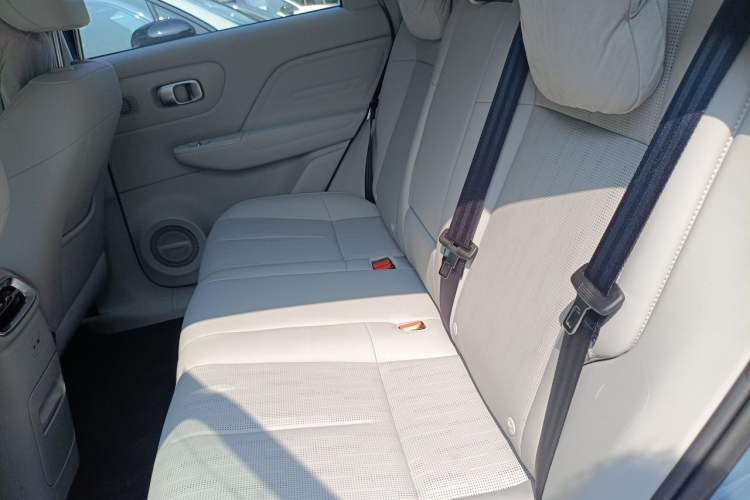 Used Leapmotor B10 2025 510 LiDAR Version Left Rear Seat
