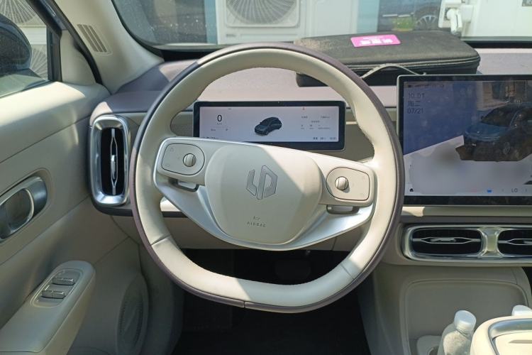 Used Leapmotor B10 2025 510 LiDAR Version Steering Wheel