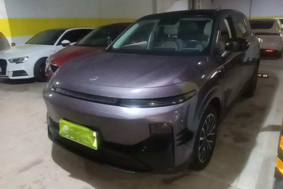 Leapmotor B10 2025
