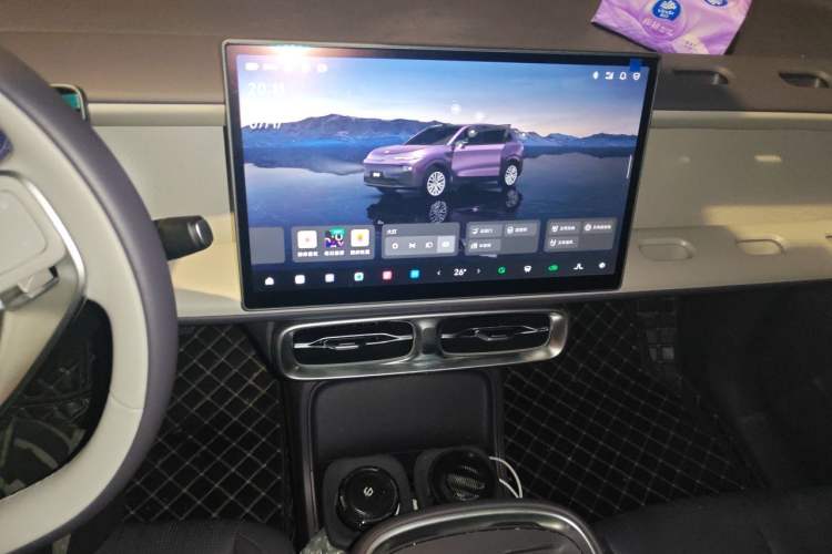 Used Leapmotor B10 2025 510 LiDAR Version Audio And AC Panel