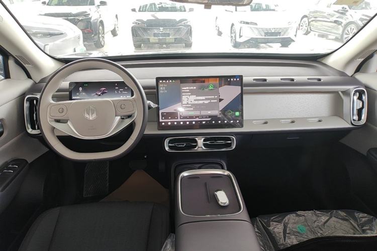 Used Leapmotor B10 2025 510 Comfort Edition Center Console
