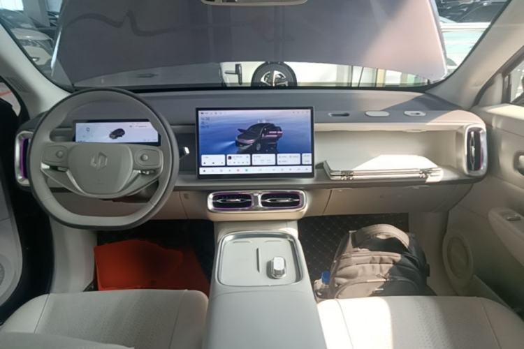 Used Leapmotor B10 2025 600 LiDAR Version Center Console