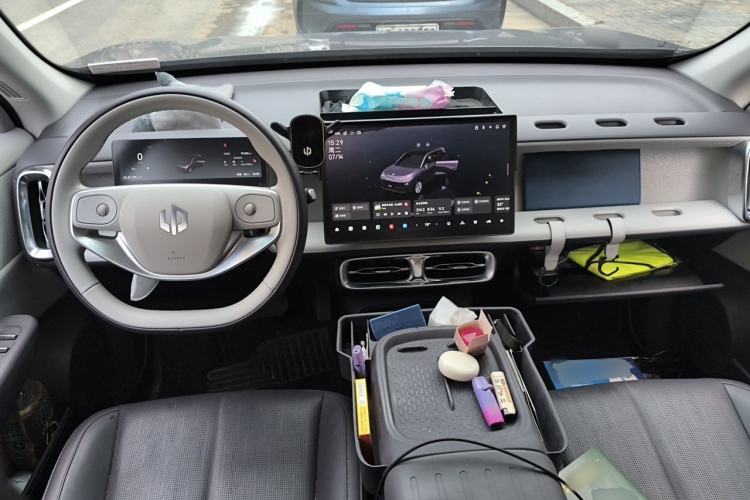 Used Leapmotor B10 2025 510 Joyful Edition Center Console