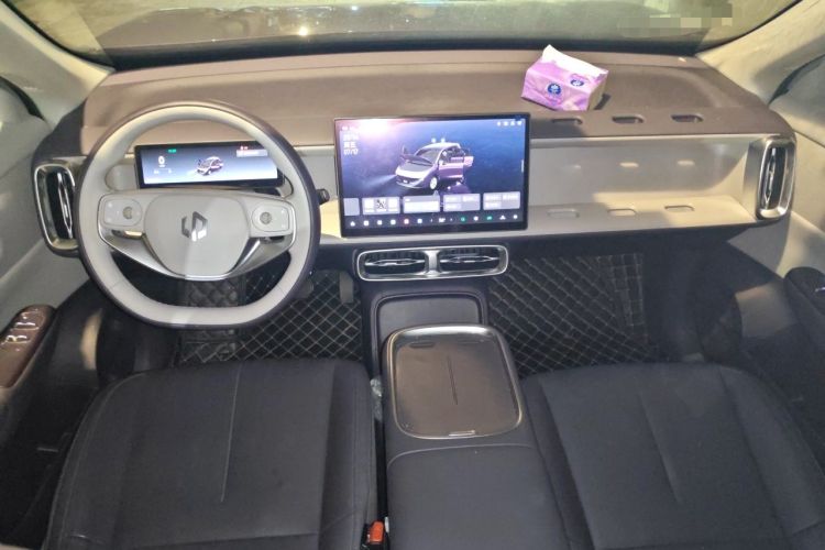 Used Leapmotor B10 2025 510 LiDAR Version Center Console