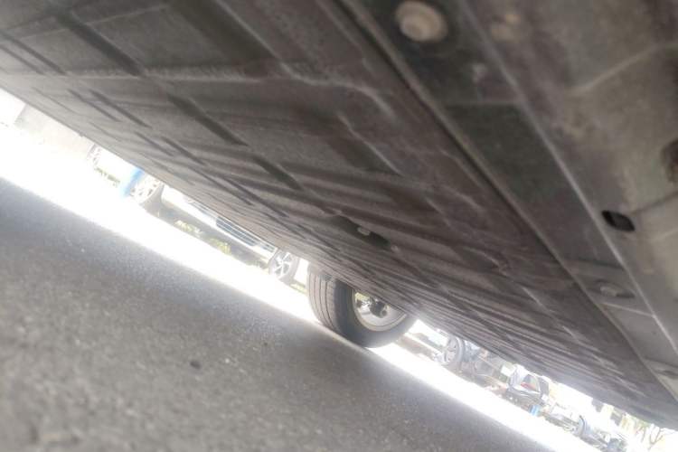 Used Leapmotor B10 2025 510 Joyful Edition Chassis Front Left