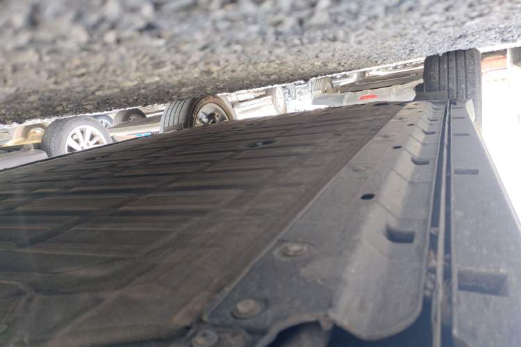 Used Leapmotor B10 2025 510 Joyful Edition Chassis Front Right