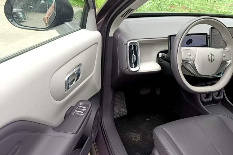 Used Leapmotor B10 2025 510 LiDAR Version Driver Seat