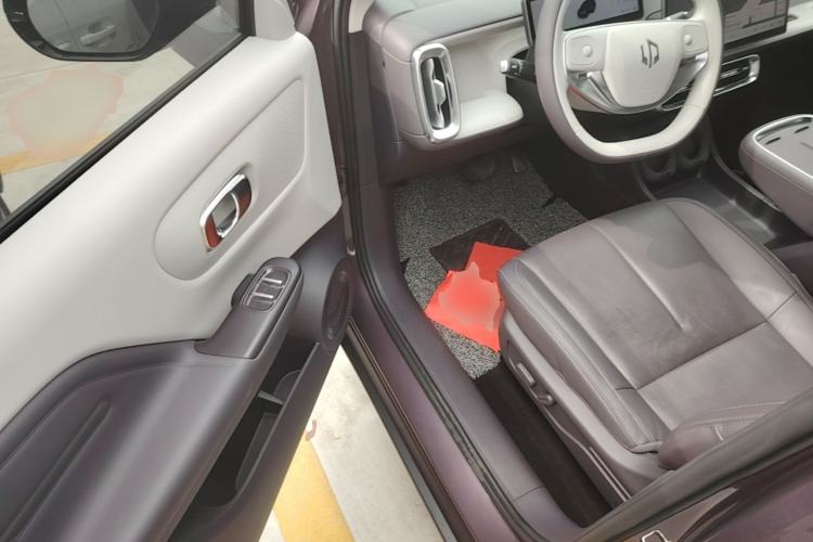 Used Leapmotor B10 2025 510 LiDAR Version Driver Seat