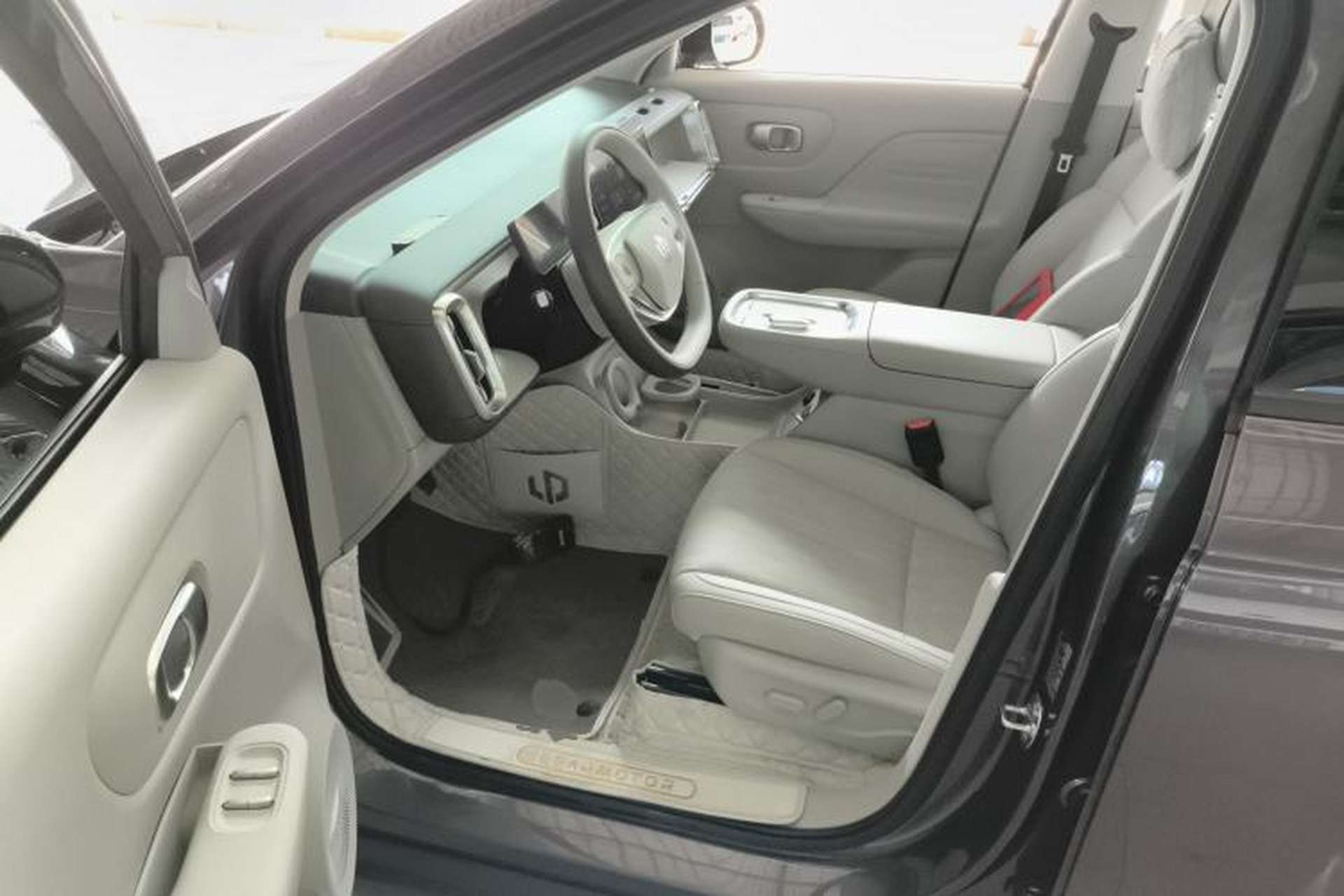 Used Leapmotor B10 2025 510 LiDAR Version Driver Seat