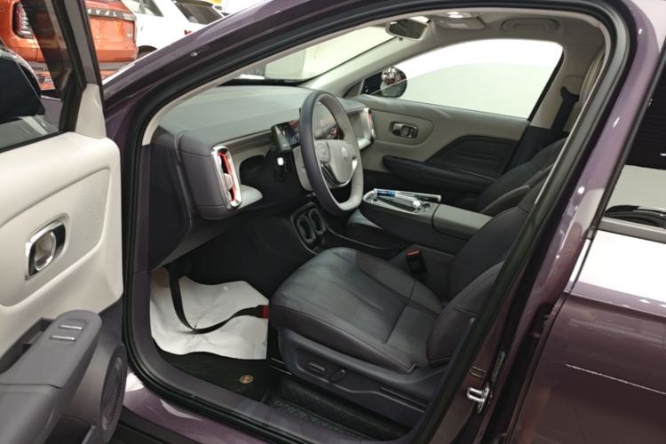 Used Leapmotor B10 2025 600 LiDAR Version Driver Seat