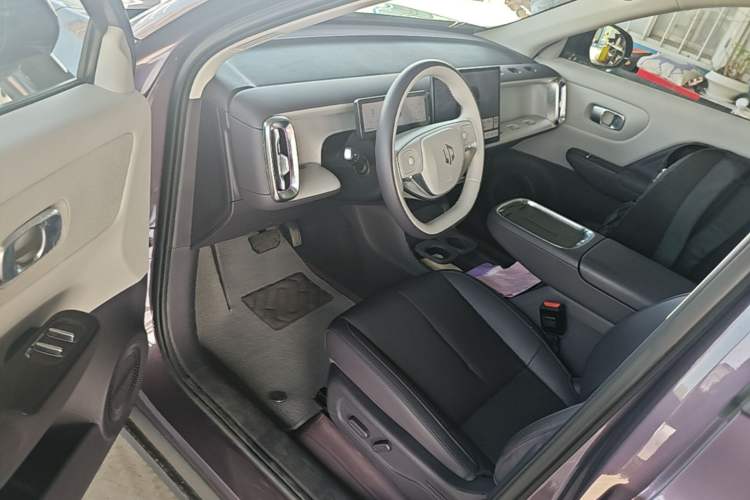 Used Leapmotor B10 2025 510 LiDAR Version Driver Seat